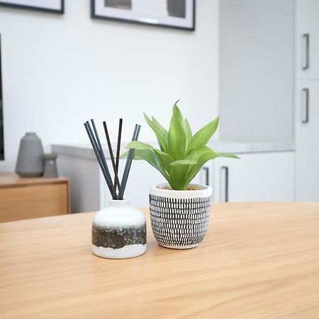 A Stylish Apartment With Parking In Preston Preston  Exterior foto
