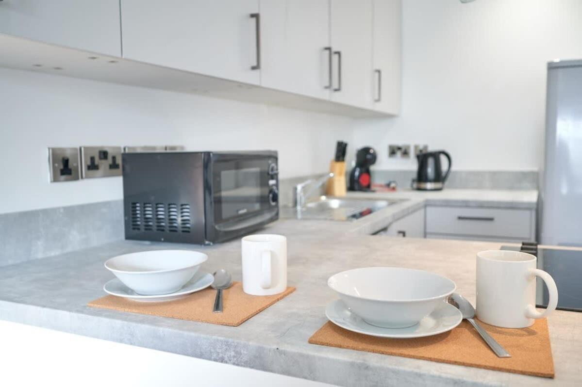 A Stylish Apartment With Parking In Preston Preston  Exterior foto